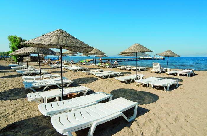 KAREM  RESORT _beach