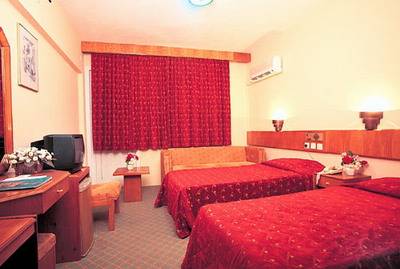 LONICERA WORLD HOTEL_room