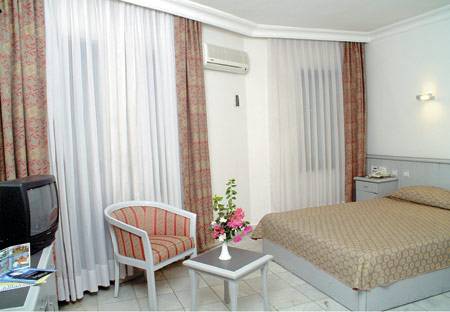 KANDELOR HOTEL_room