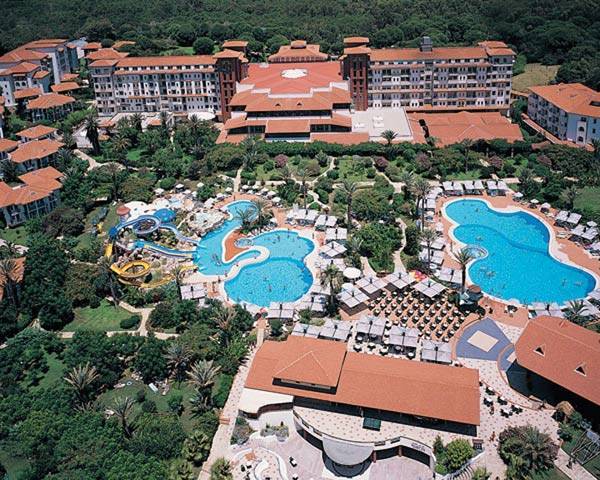 BELCONTI RESORT HOTEL_swimming pool